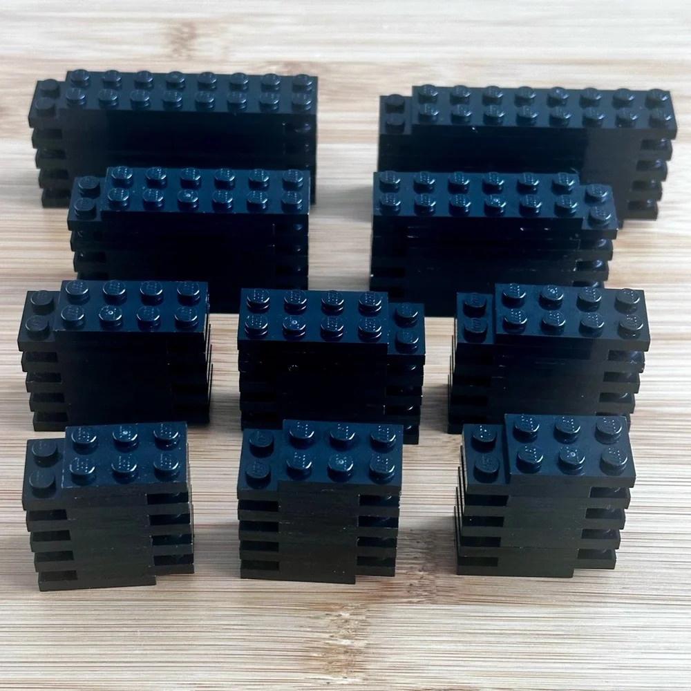 BULK LEGO - 100 Lego Black Blocks 2x3, 2x4, 2x6 & 2x8 Bricks